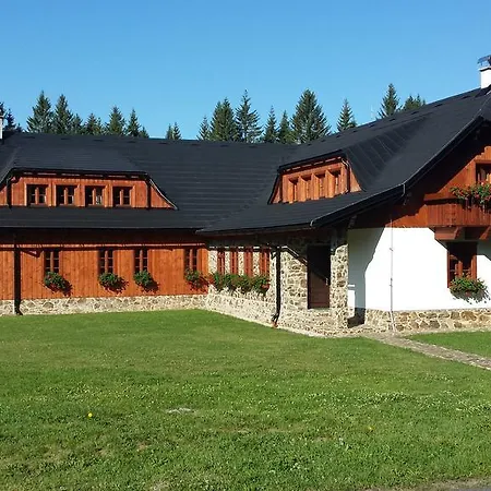 Gasthuis Penzion Nad Kvildou 3*